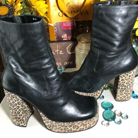 Mademoiselle Shoes - Mademoiselle Limited Ankle Boots